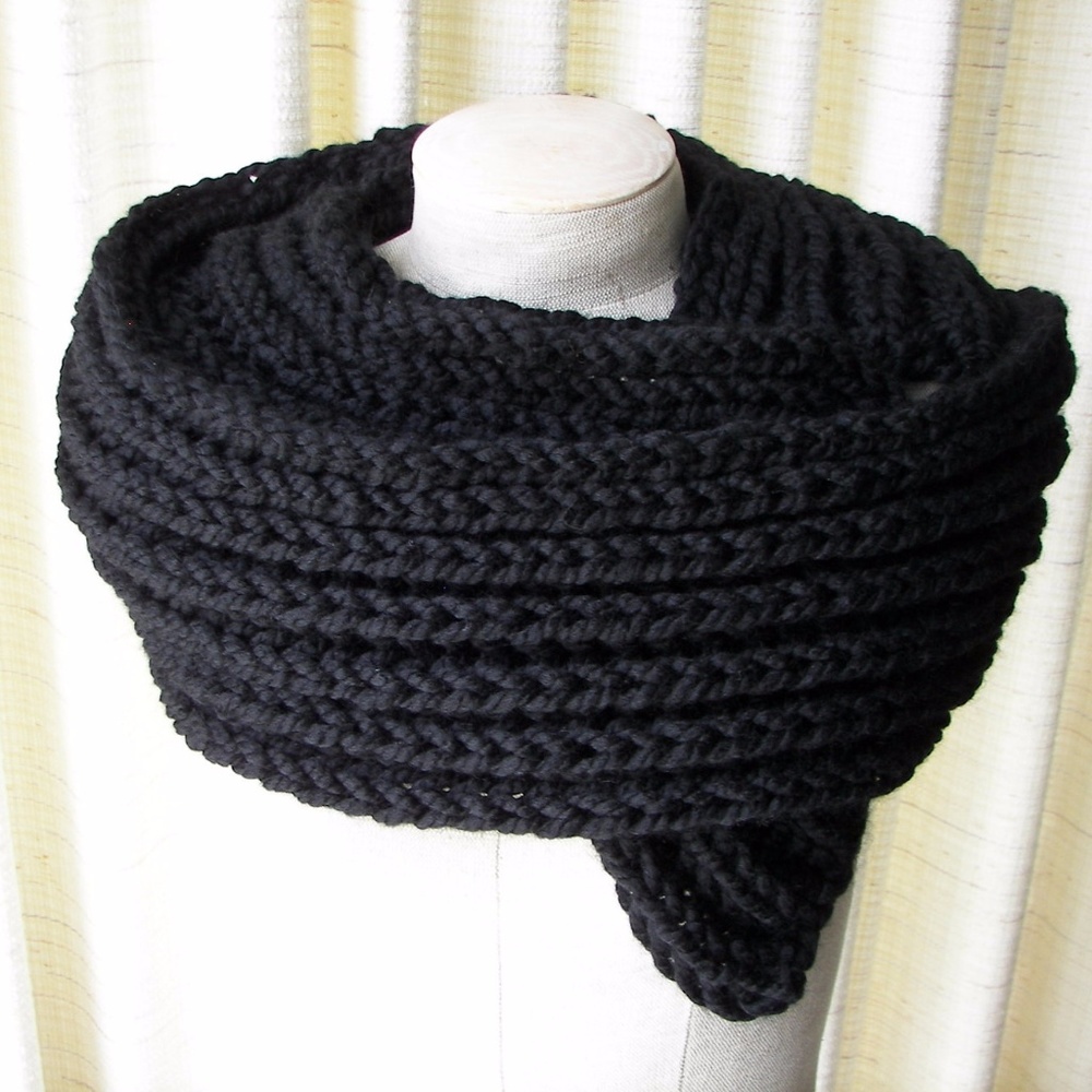 Black hand woven women's Scarf.